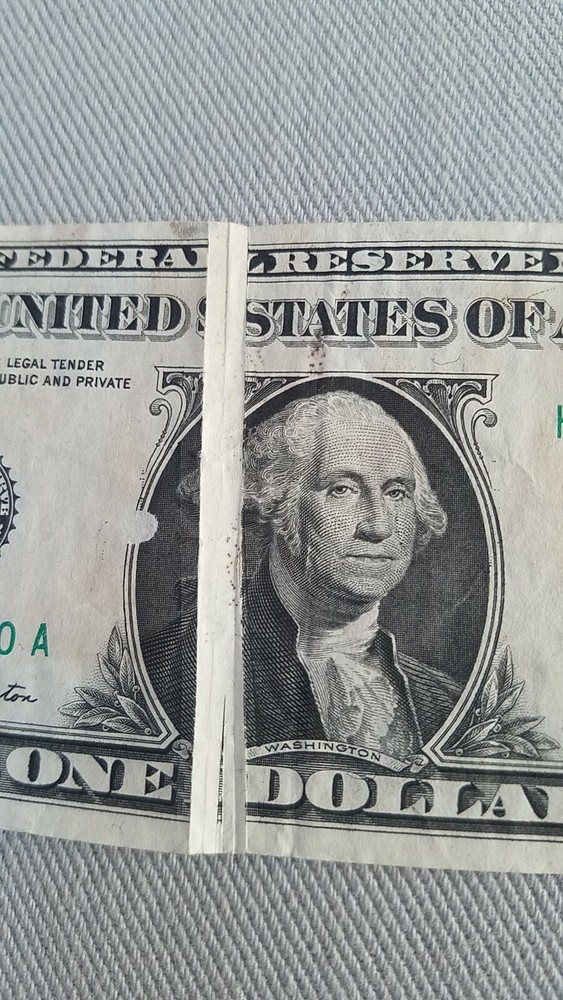 ERROR LARGE GUTTER ON 1977 $1 "H" District ST. LOUIS