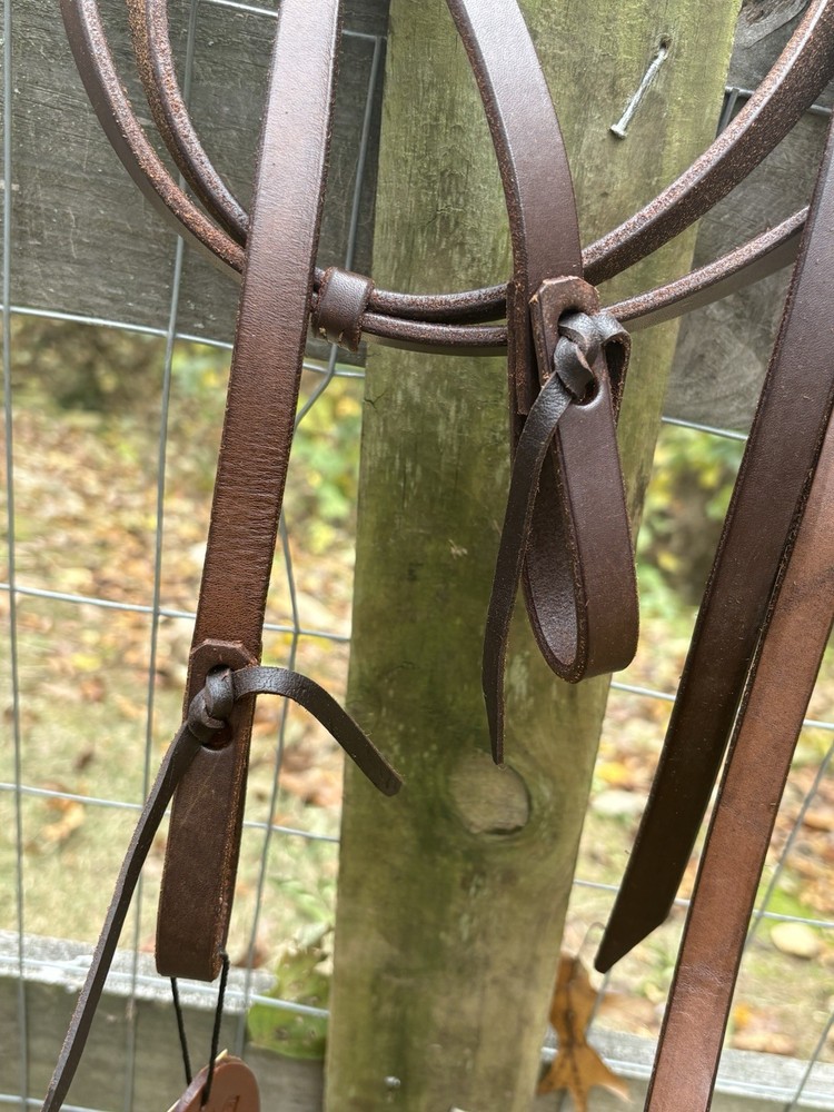 Western Soft And Supple Oiled Top Grain Leather 8’ Split Reins Loop Bit Ends
