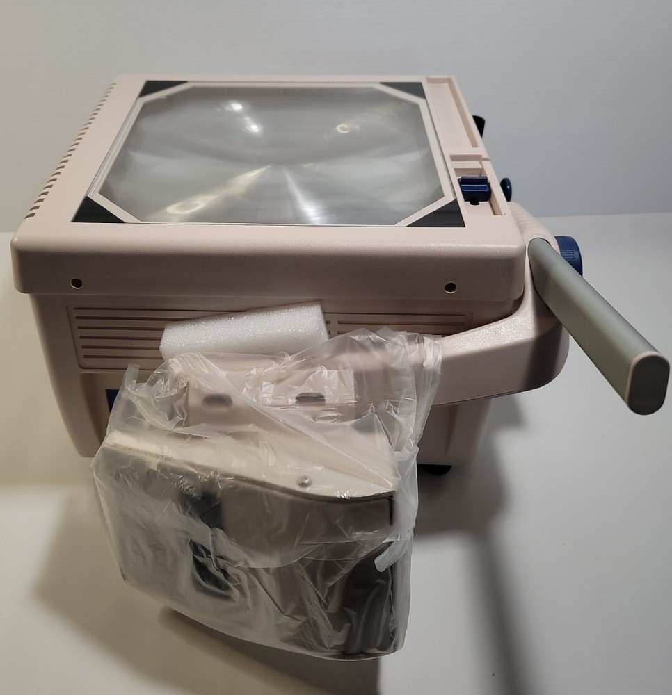 Elmo HP-L1102 Overhead Transparency Projector New !!!!