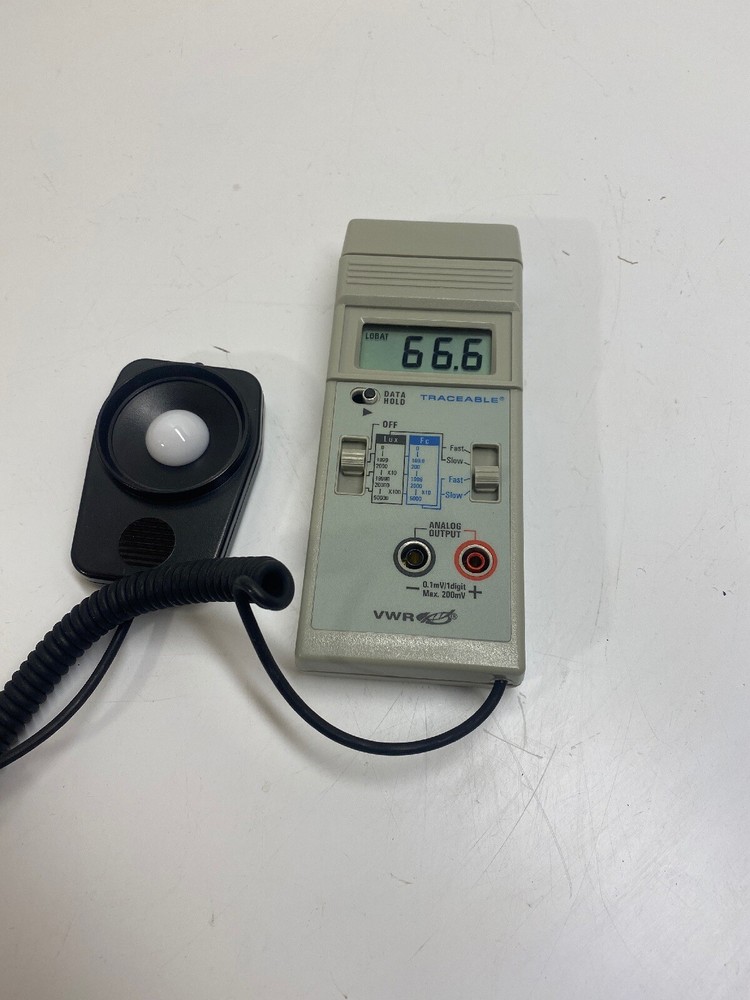 VWR Scientific Dual-Range Light Meter with Recorder Output