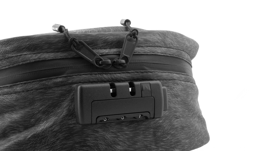 Jungle Hive Lifestyle Backpack - Black Pattern