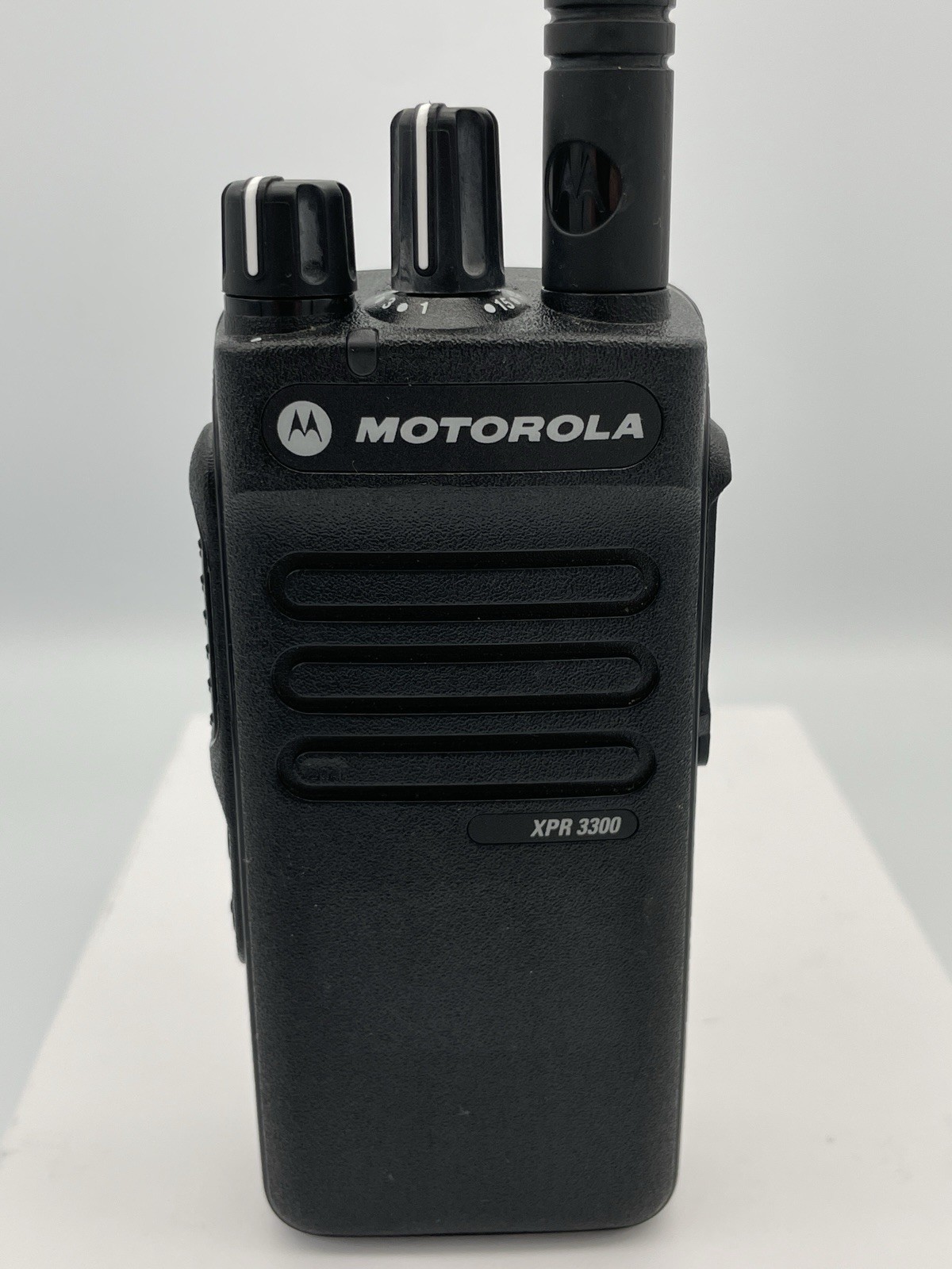 Motorola XPR 3300 UHF MOTOTRBO Portable Radio – Battery-Tested- Free Programming