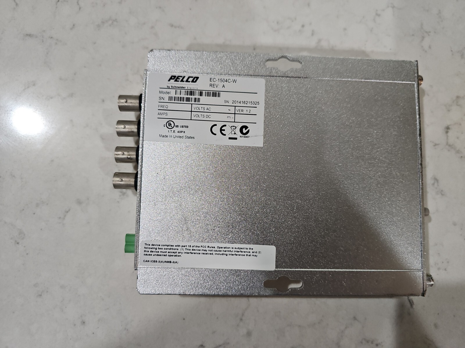 Pelco EC-1504C-W Ethernet Connect Local or Remote Four Port Extender