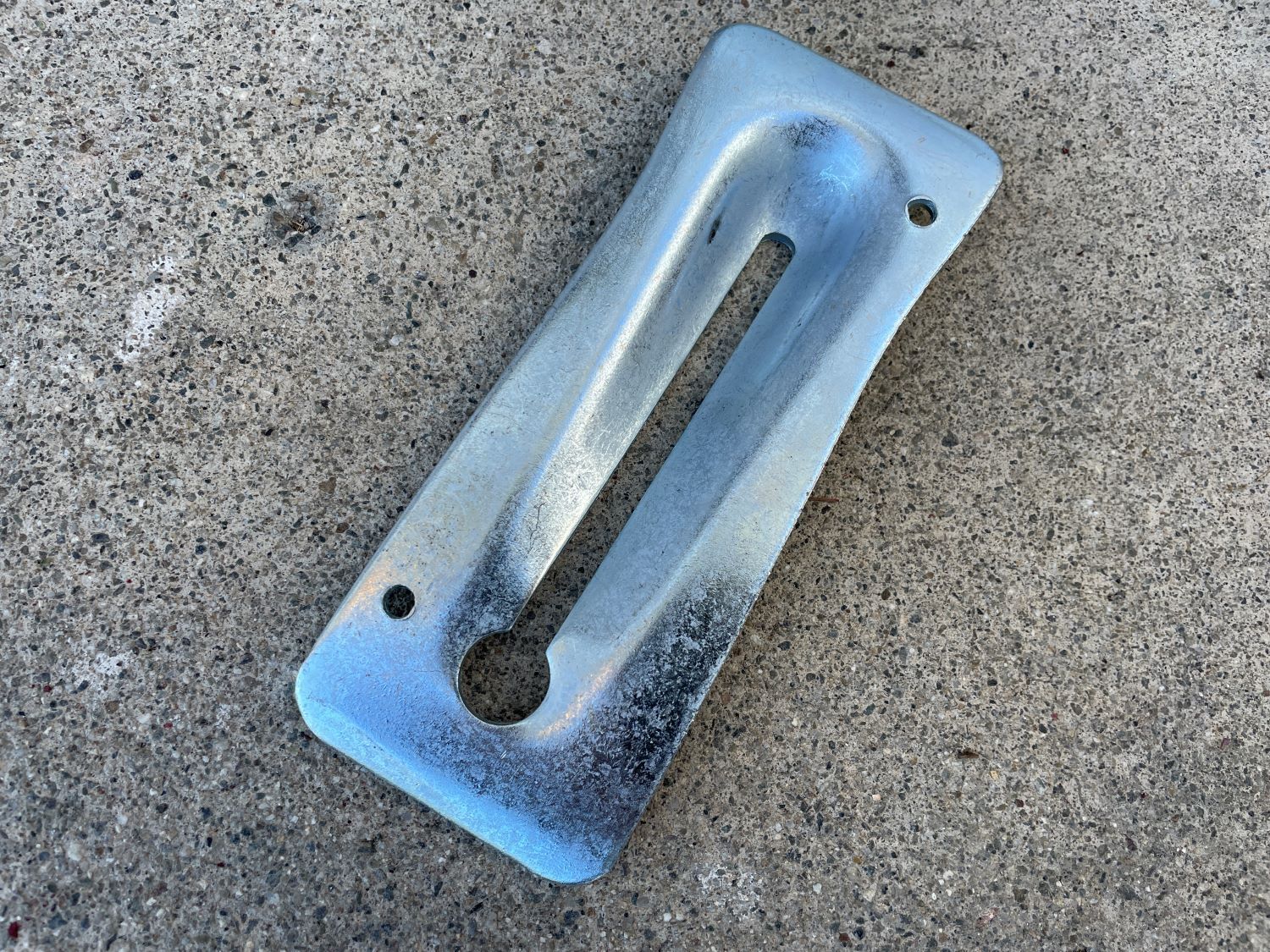 Sandbaggy Galvanized Steel Snap Tie Wedges (2 ⅜" x 6 ⅛") for Concrete Formwork