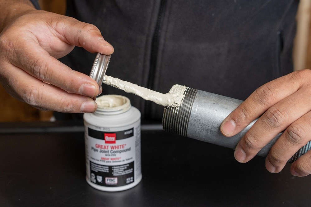 31231 Pipe Joint Compound with PTFE with Brush, 8 fl.Ounce