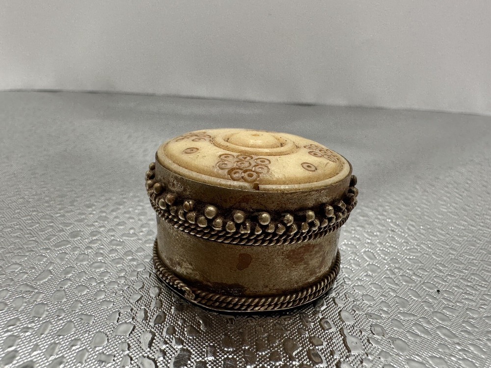 Spice Box 1x1.5"