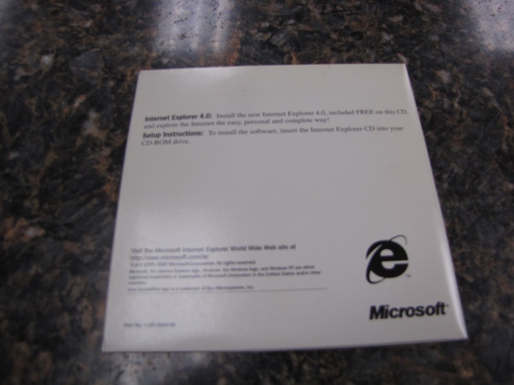 Vintage Microsoft Internet Explorer 4.0 For Windows 95 CD-ROM - MC8