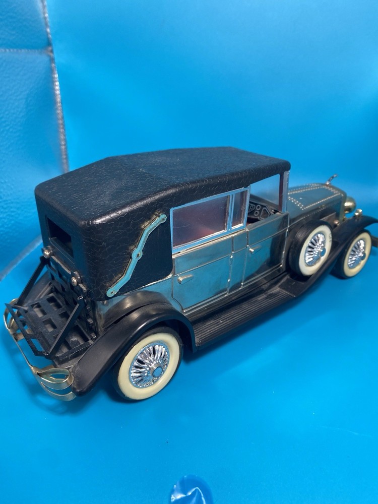 1928 Lincoln Model L Transistor AM Radio - Solid State