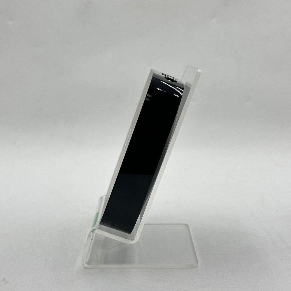 Apple 3rd Generation (2012 model) 8GB Digital HD Media Streamer MD199LL/A