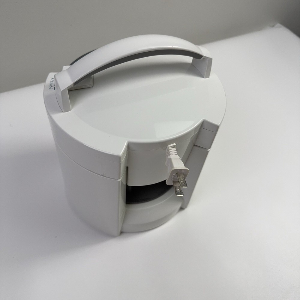 Black & Decker Lids Off Automatic Jar Opener Model JW200 Tested & Working White
