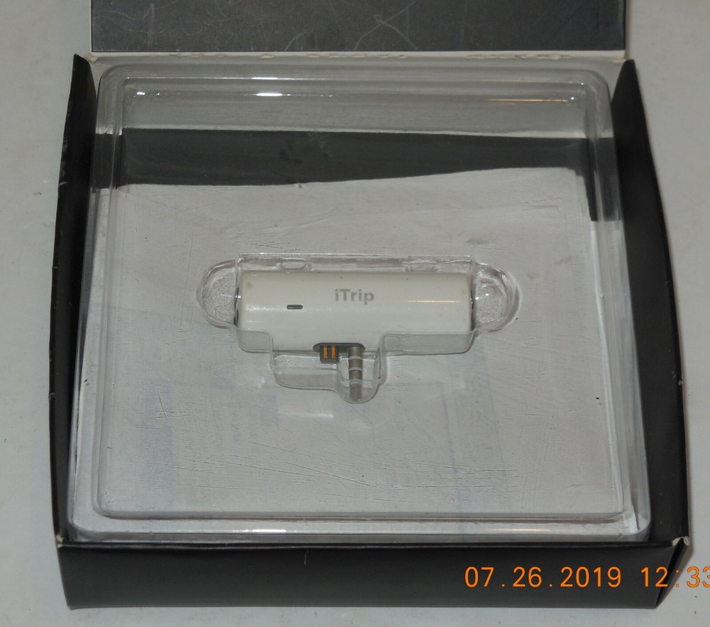 GriffiniTrip FM Transmitter for IPOD