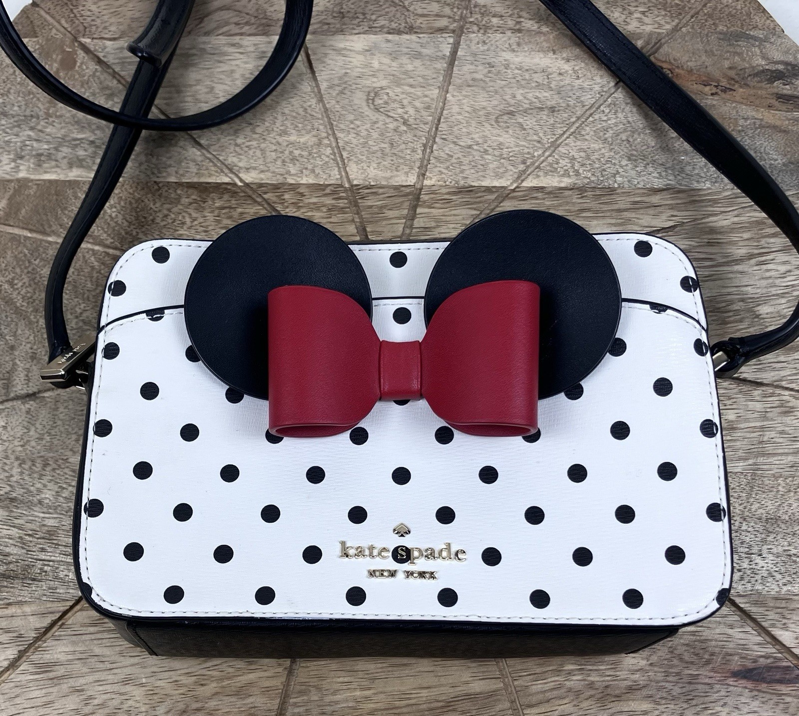 Kate Spade x Disney Minnie Mouse Polka Dot Crossbody Bag Purse Bow