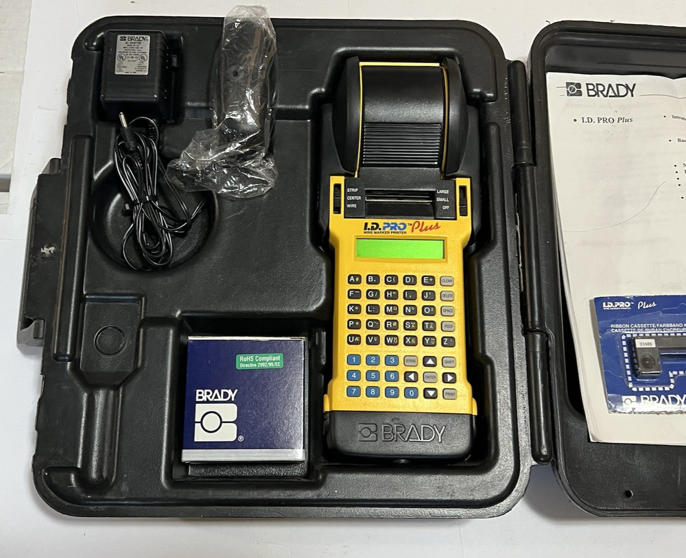 Brady ID Pro Plus Wire Marker Printer Set Mobile with case Dead Batteries