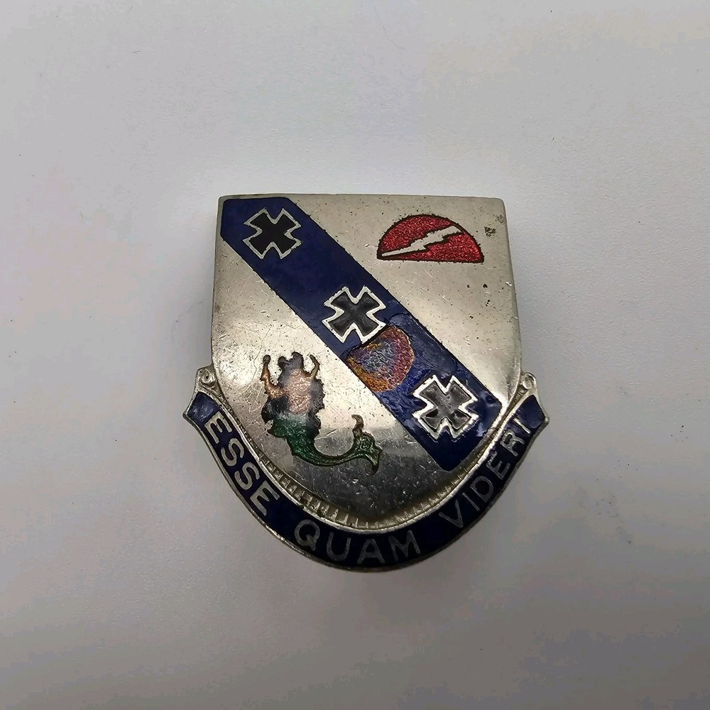 US Army 309th Infantry Regiment Crest Screw Back