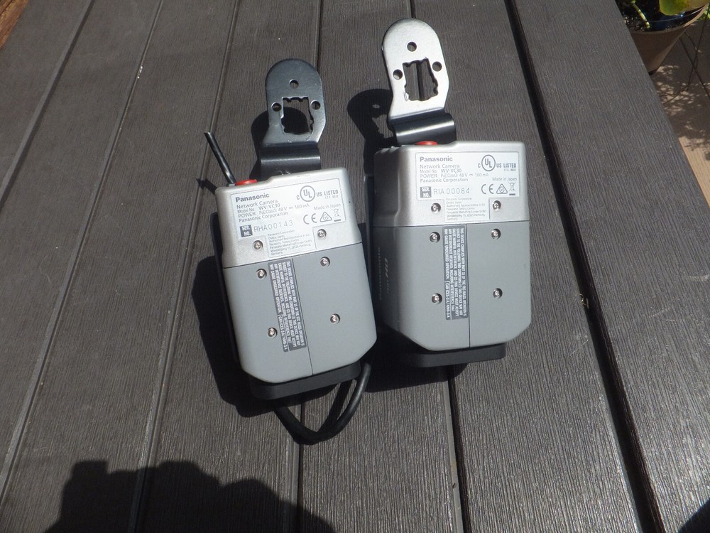 2 Panasonic Network Camera WV-VC30 Full HD With Mounting Adjustable Hardware