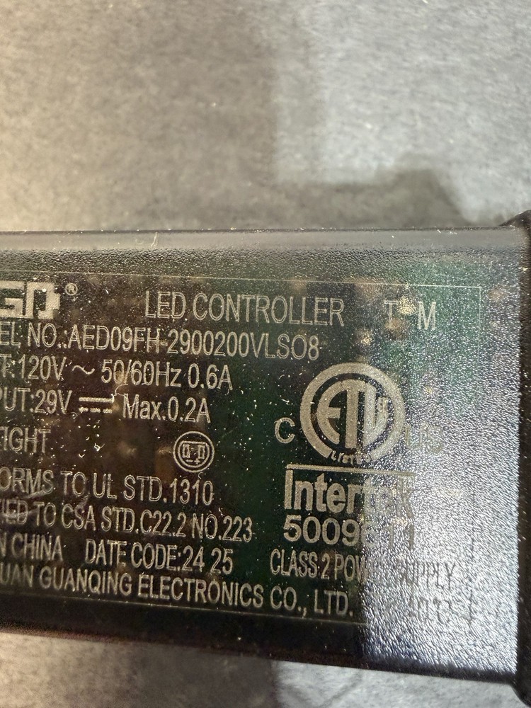 GD Model AED09FH2900300VLS08 Led Controller Raintight 29V 0.3A *Tested*