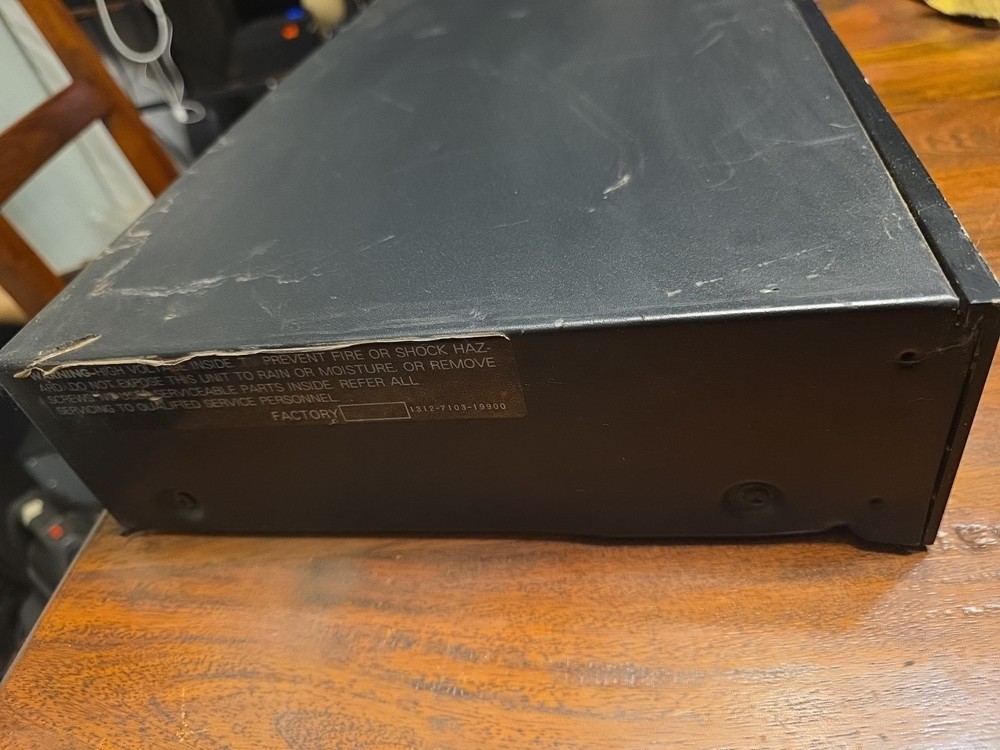 Fisher Graphic Equalizer EQ-2322