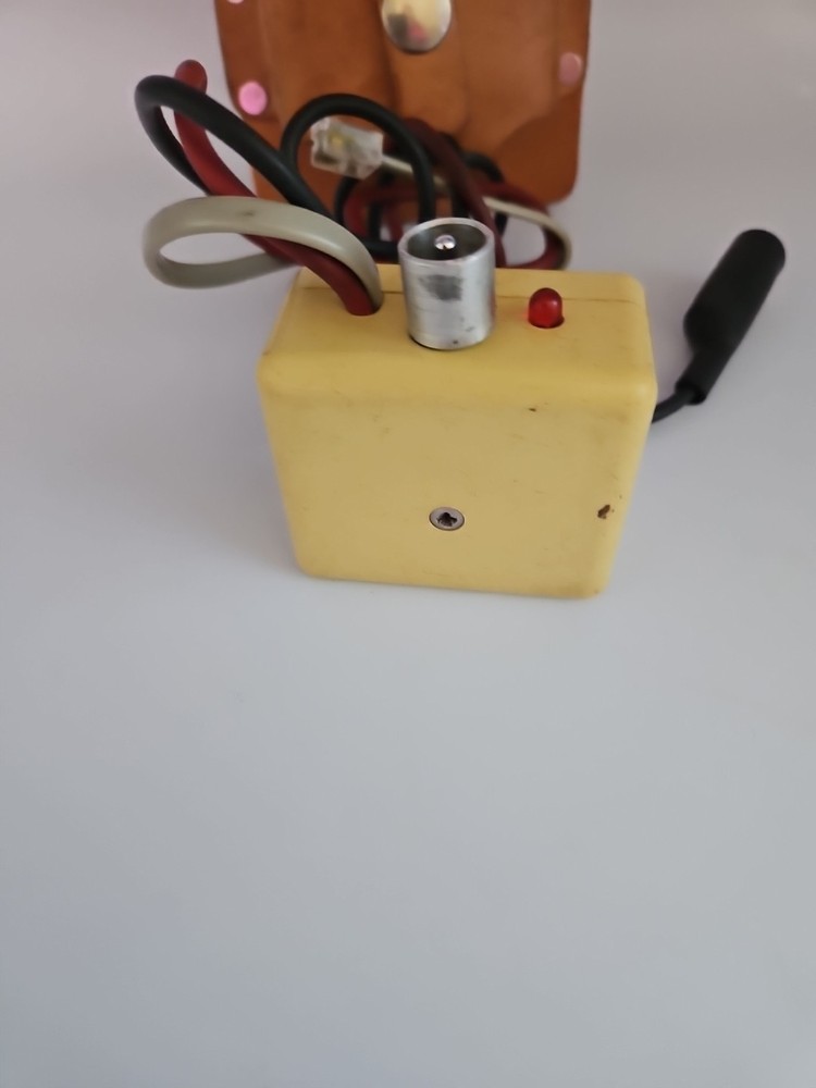 Progressive Electronics The Tracer 77M with Case