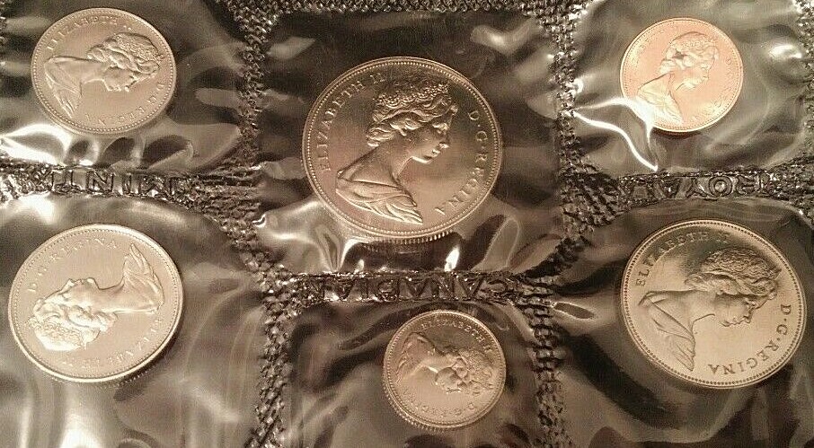 1969 Mint P.L. Set, original envelope and C.O.A.