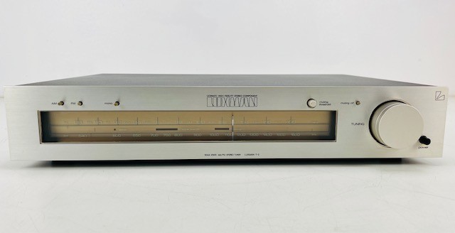 Luxman T2 Solid State AM/FM Tuner