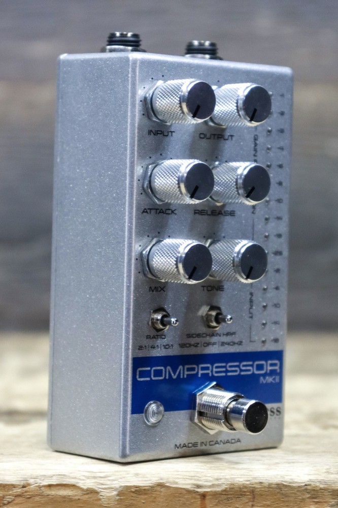 Empress Effects Compressor MkII Analog Compressor Silver Sparkle Effect Pedal