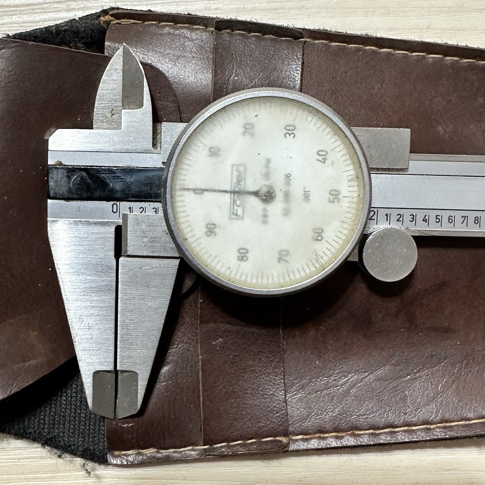 Fowler 52-010-006 Helios Dial Caliper With Leather Case Untested