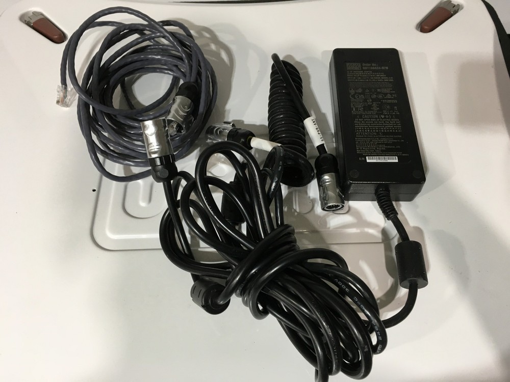 Starwin uSAT Flat-Panel Portable Terminal FL60P-EB Satellite