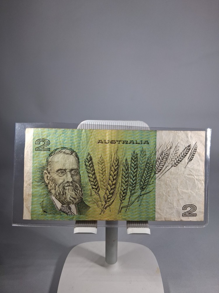 1966 AUSTRALIA 2 DOLLAR BANKNOTE