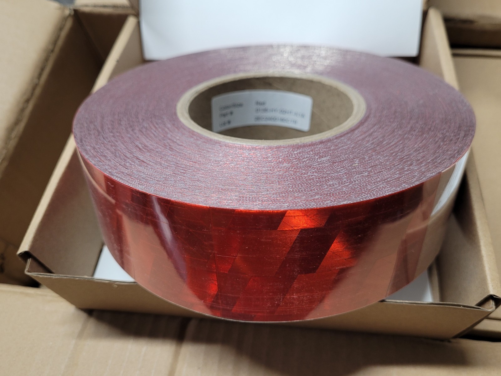 Aura 135-HY Conspicuity Tape 2in x 150ft Red White 11x7 Kiss Cut DOT-C2 1 Roll