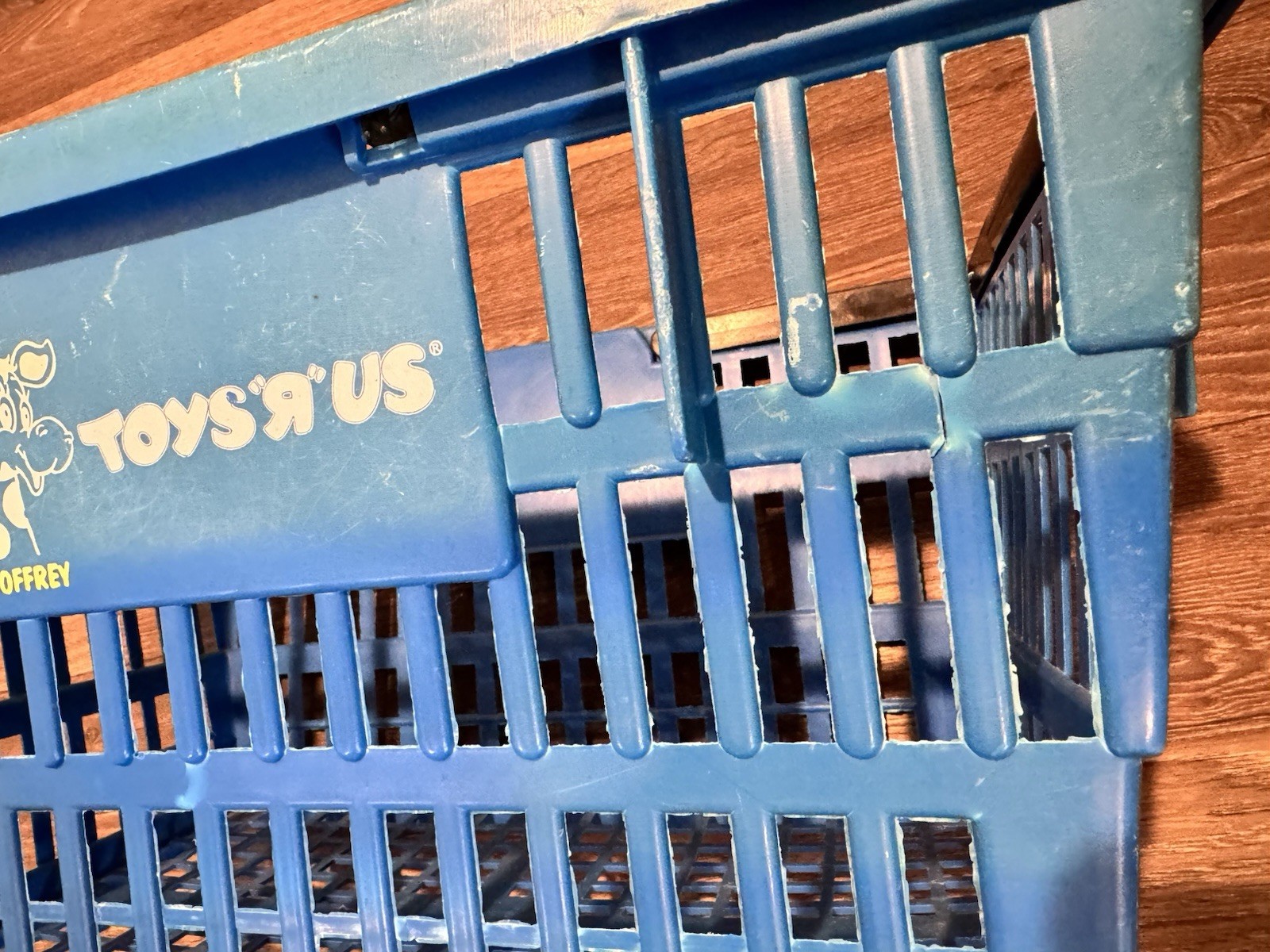 Vintage Toys R Us Blue Shopping Basket Rare Geoffrey