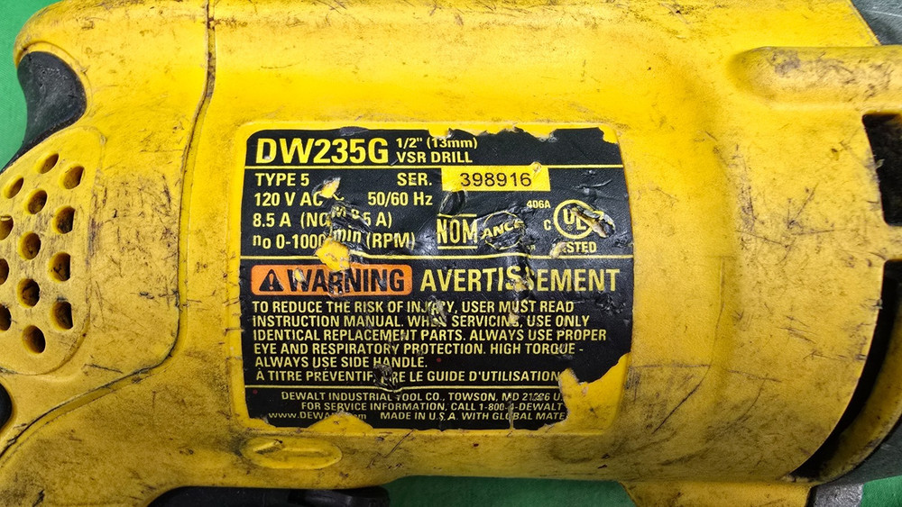 DEWALT DW235G 1/2" Variable Speed Corded Drill TESTED (E9)