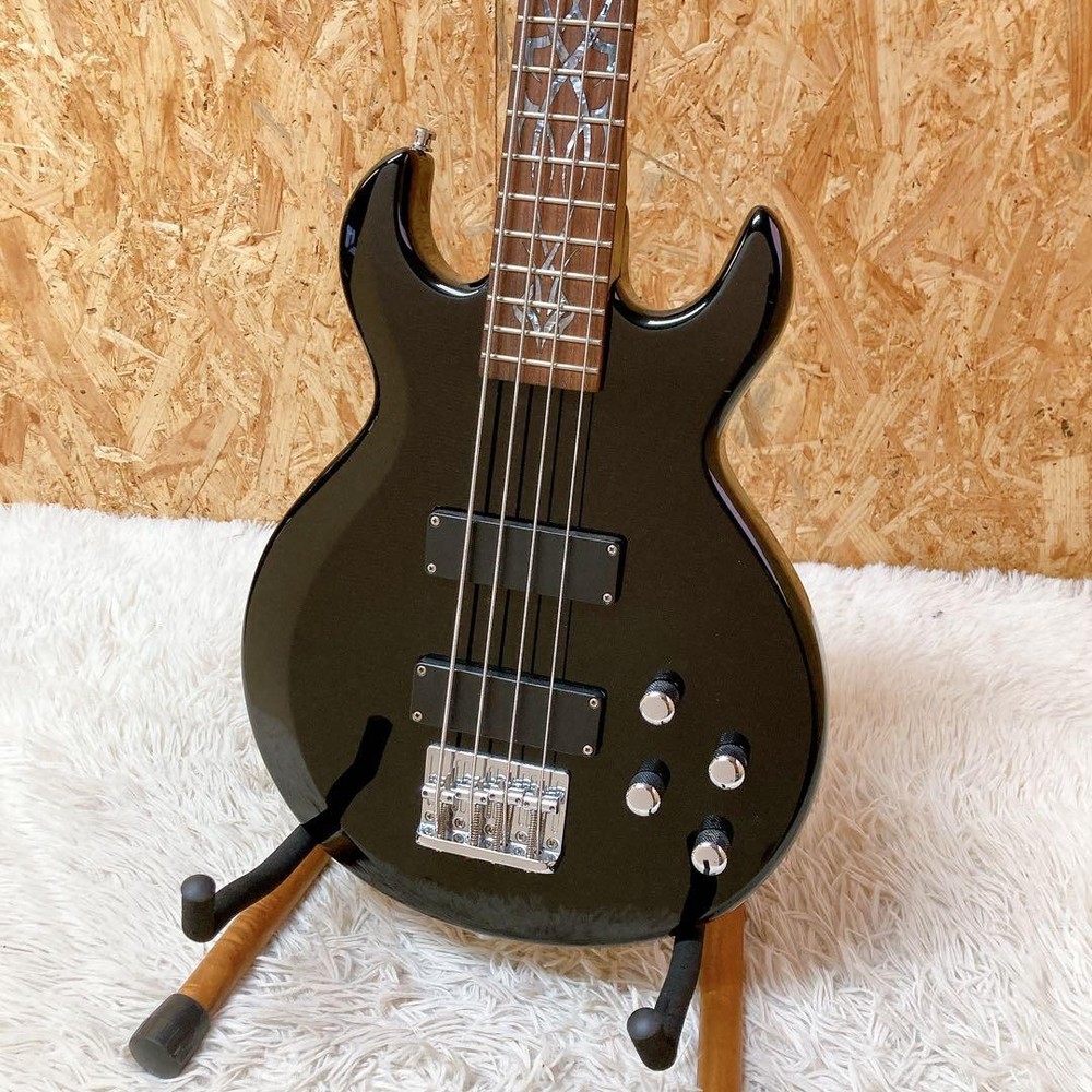 Schecter Devil DLX Bass Diamond Series