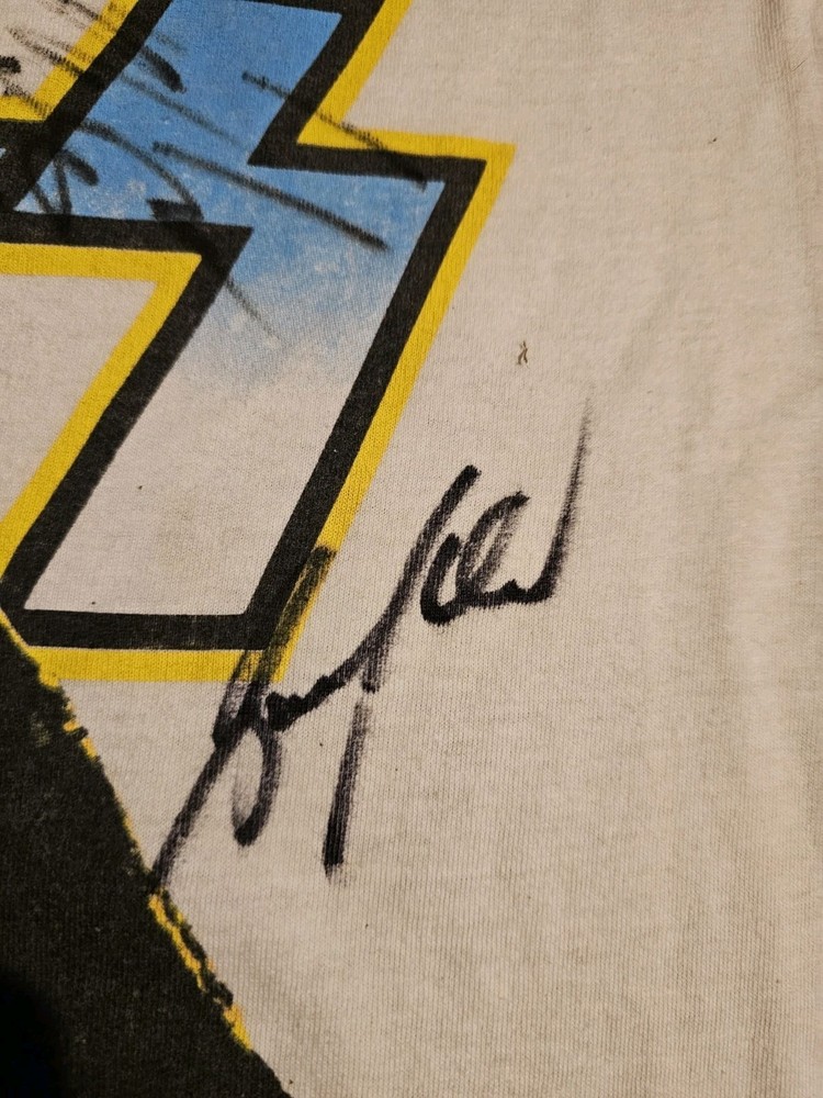 Vintage Kiss Signed Hot In The Shade Shirt Eric Carr Bruce Kulick Gene Simmons