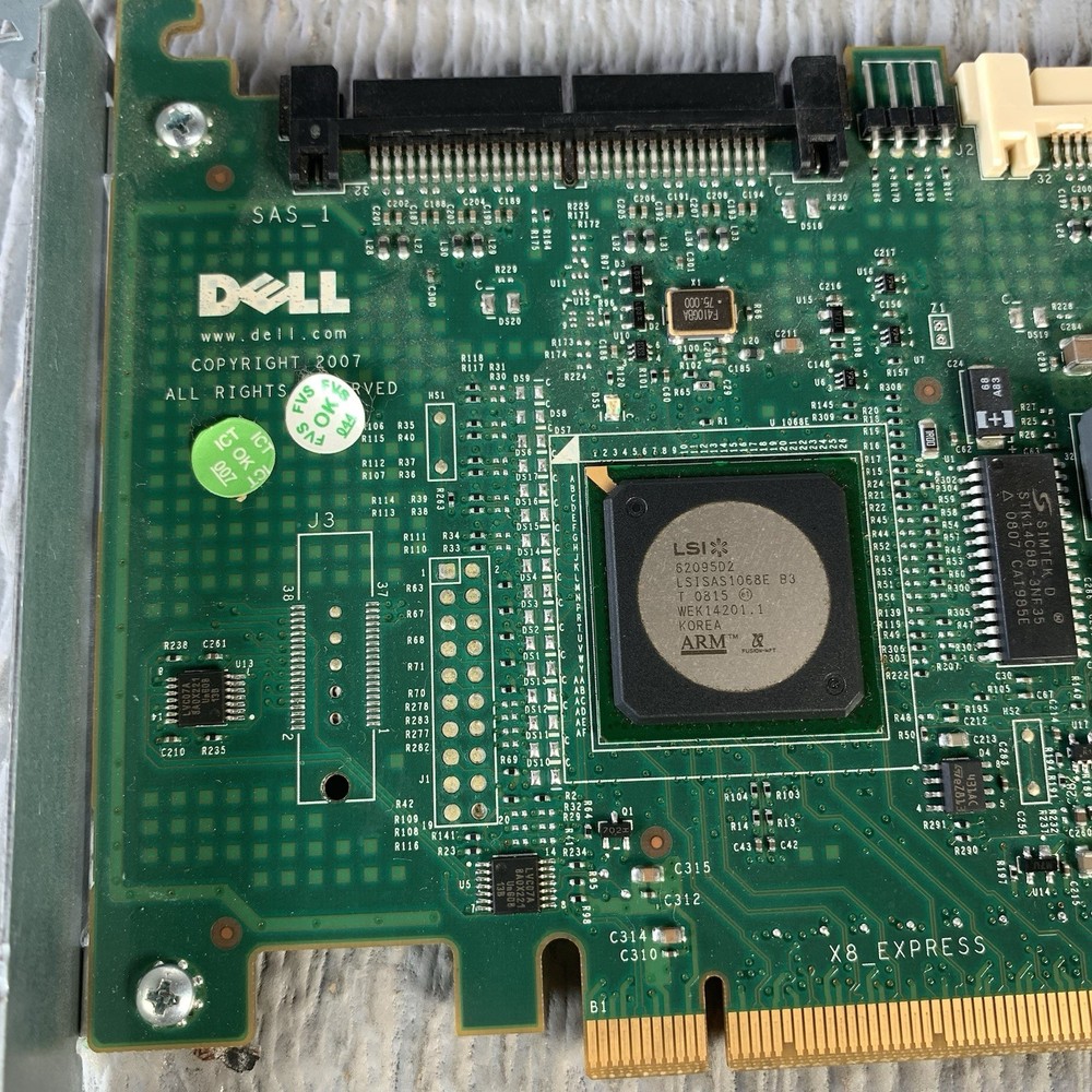 DELL POWEREDGE 0JW063 - E2K-UCS-61 B SAS RAID Controller Card
