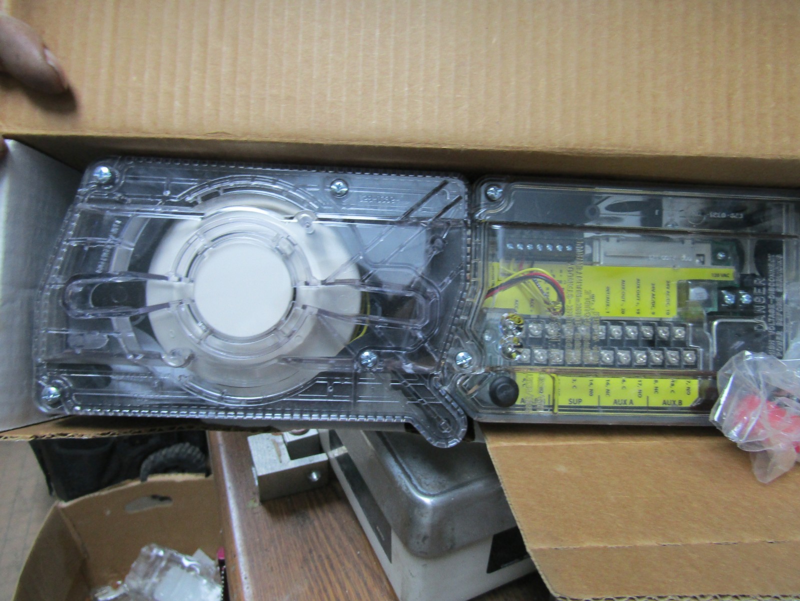 ✌️NEW SYSTEM SENSOR D4120 4-WIRE DUCT SMOKE DETECTOR - COVER INCLUDED