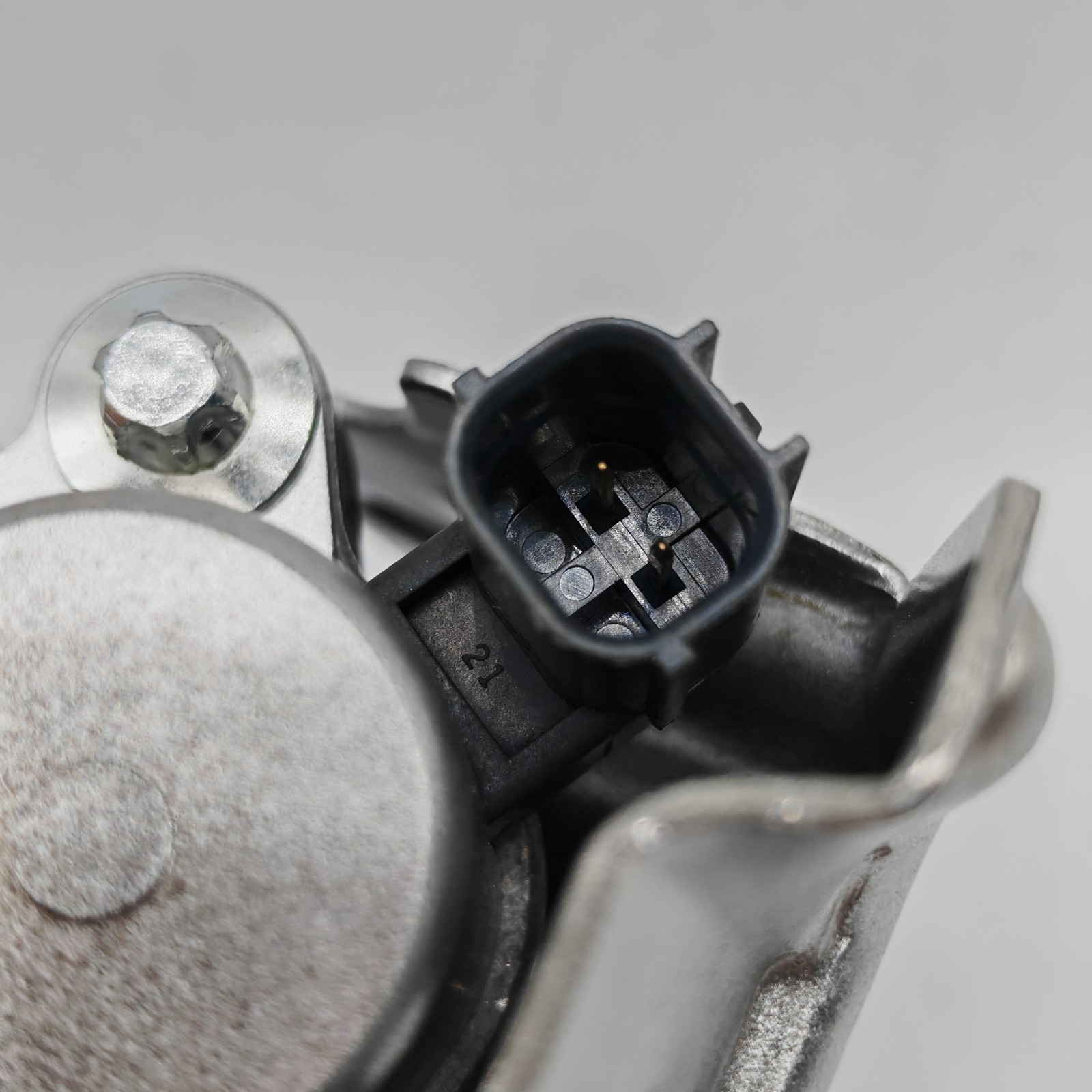 KEIHIN GENUINE OEM HONDA ACURA VTEC SOLENOID SPOOL VALVE W/GASKET 15810RAAA03 US