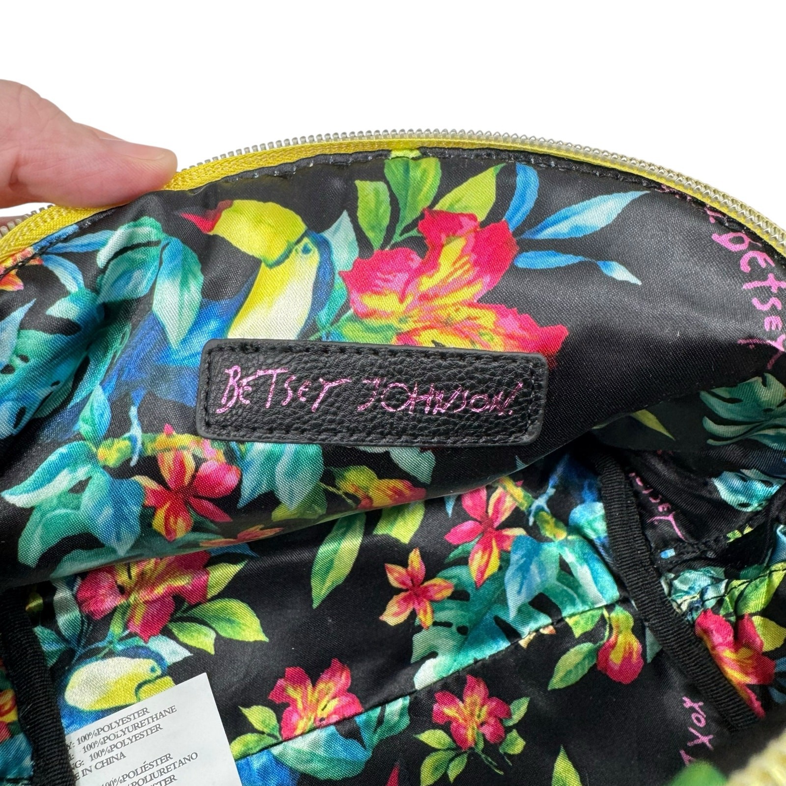 Betsey Johnson NEW Lemon Slice Heart Quilted Zipper Travel Cosmetic Bag Pouch