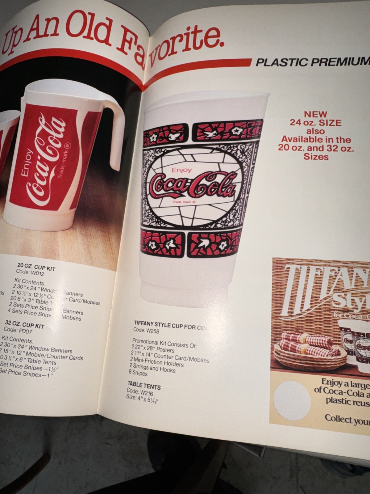 1982 Coca Cola Fountain Sales Advertising Manual