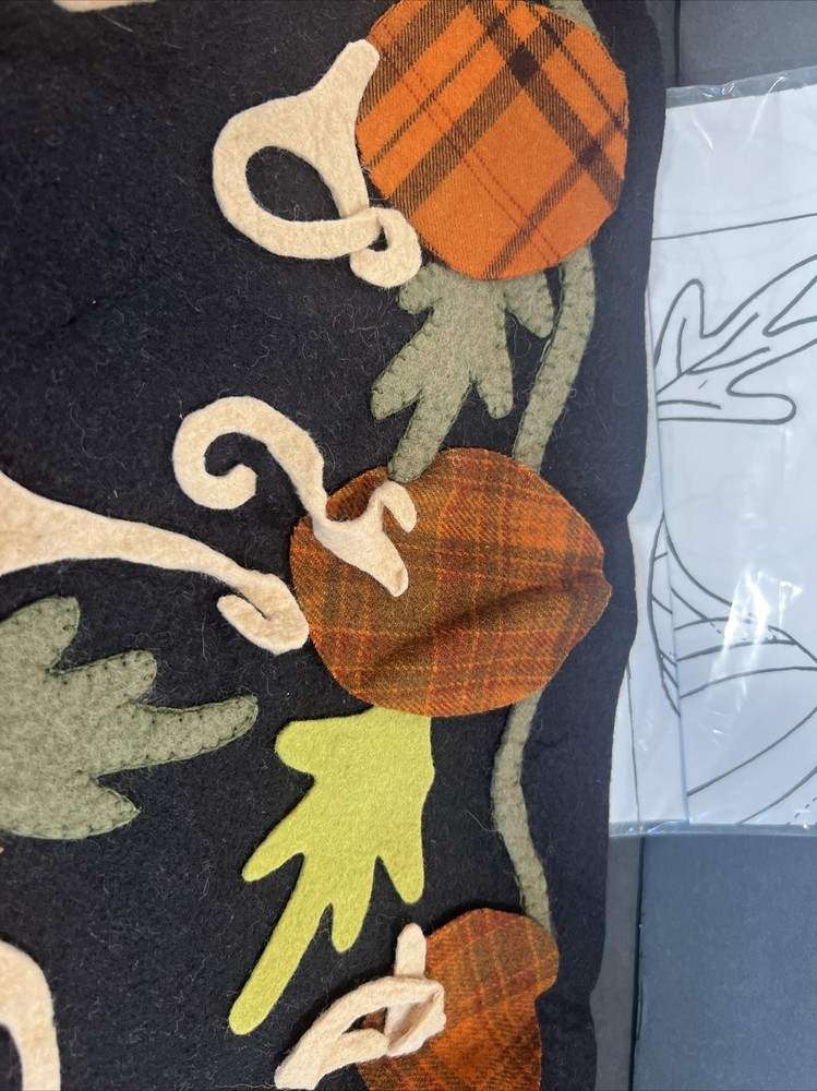 Ginger Sanchez "Gourd Harvest" Wool Embroidery Table Runner Pattern Project