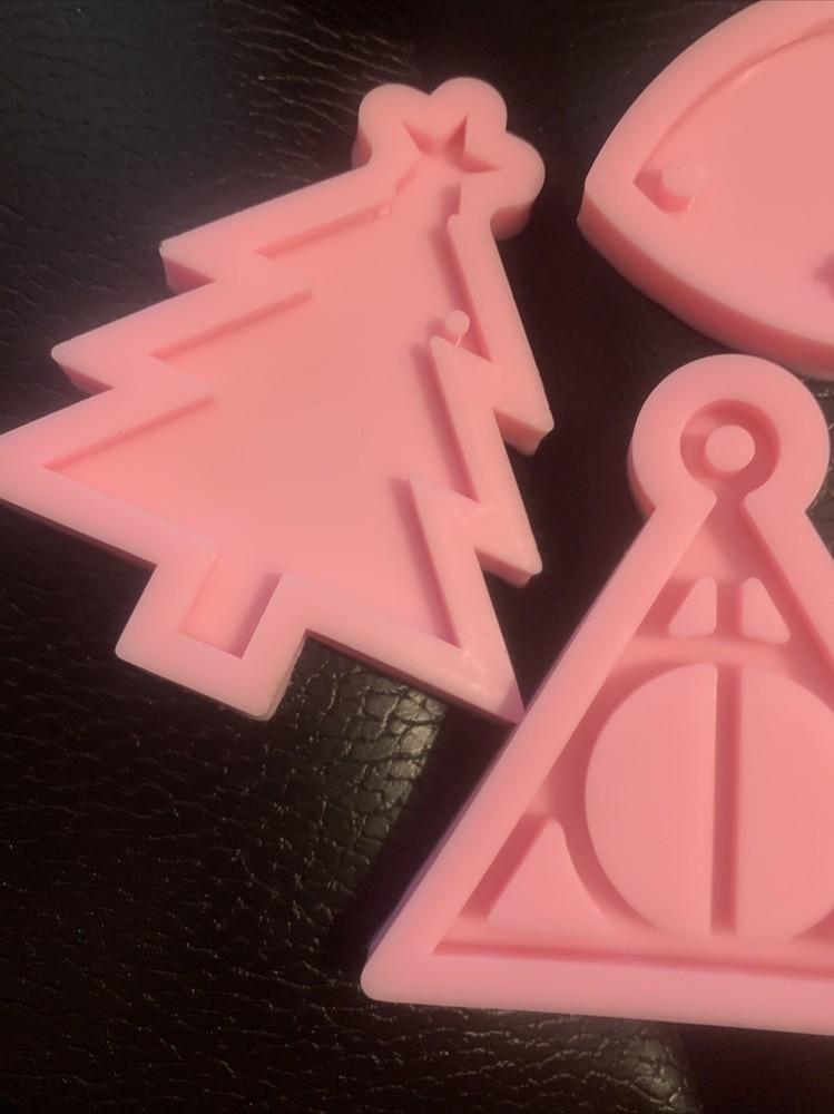 4 PC. Pink Resin Casting Molds NEW