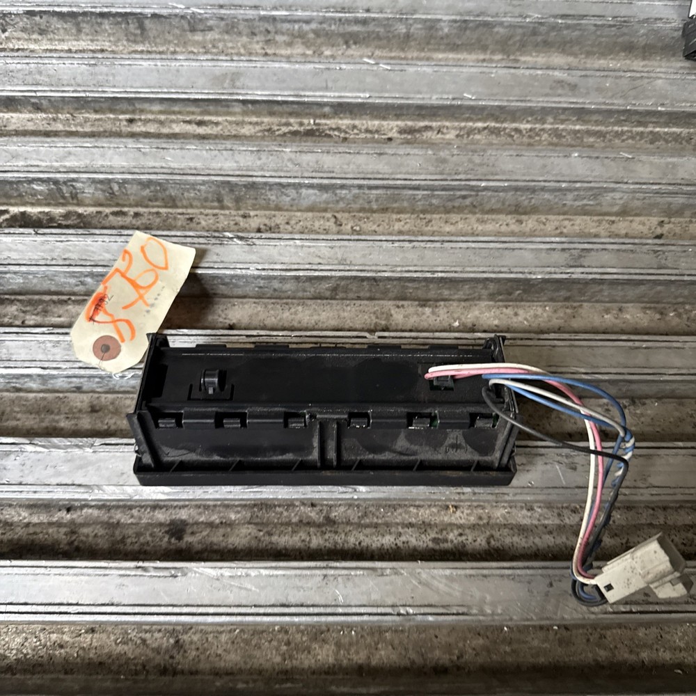 INTERNATIONAL SWITCH PANEL 3575432C4