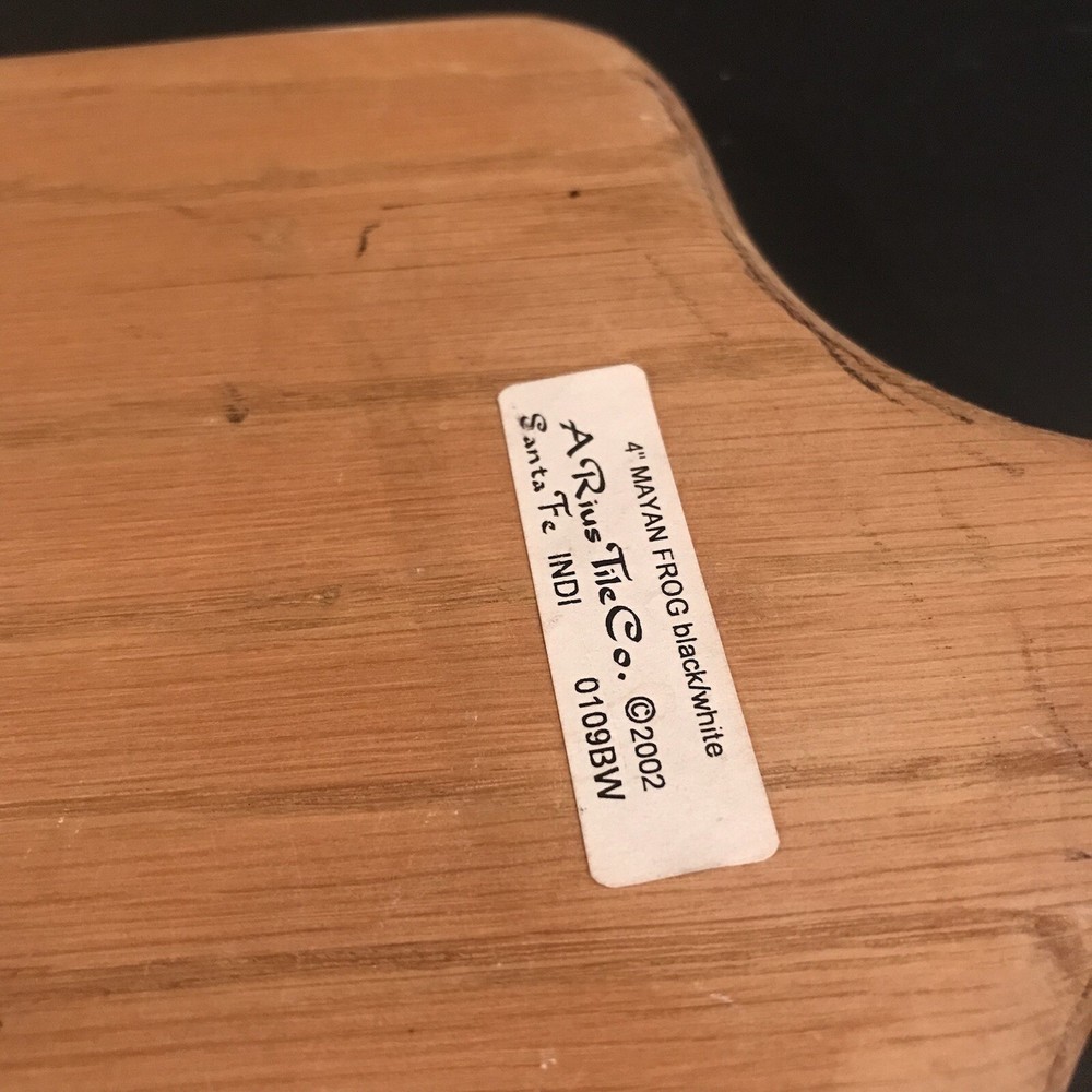 Ruis Wood Frog Tile Insert