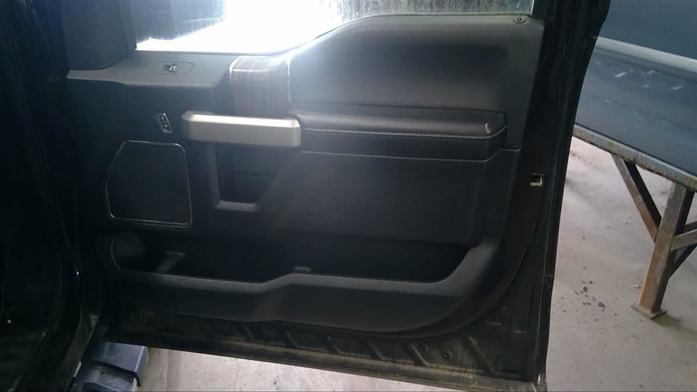 F150 2019 Air Shutter 1581522