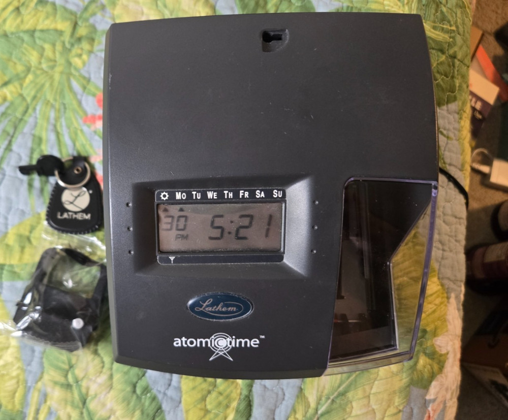 Lathem 1500E Electronic 18 Print Format LCD display Atomic Time Clock  TESTED