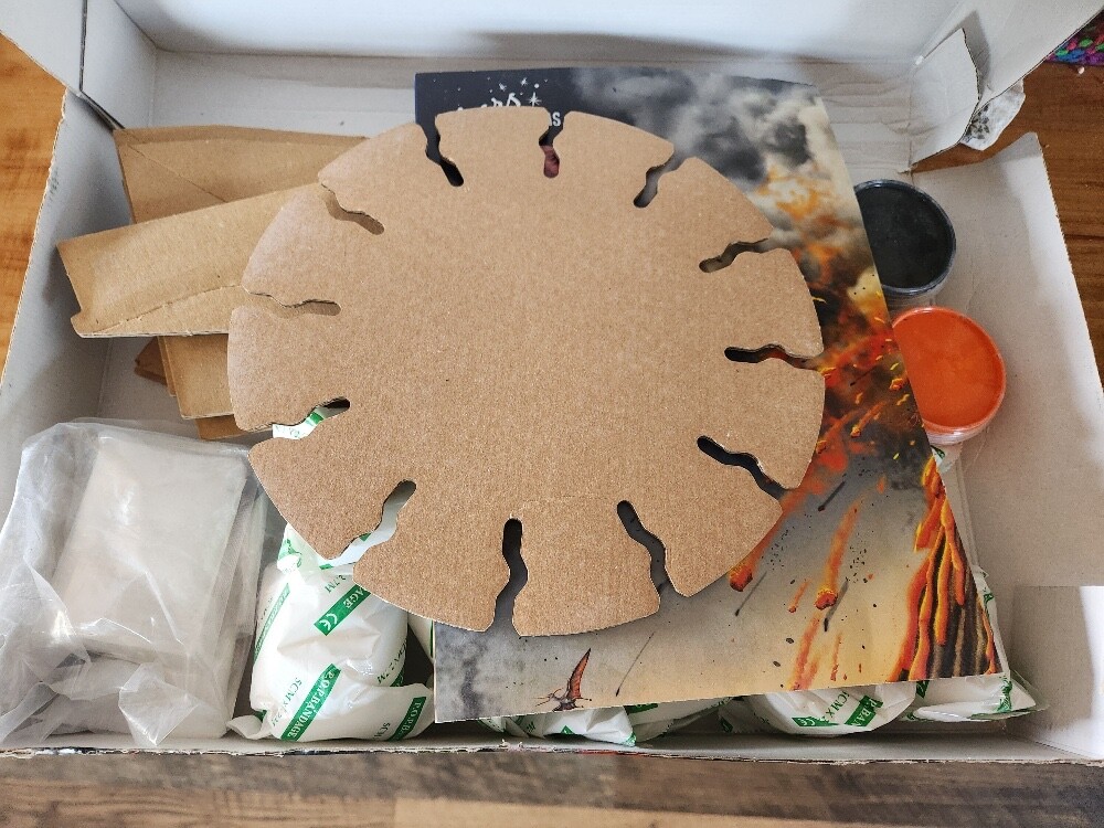 NEW Open Box~Massive Erupting Volcano~Model Building Kit~STEM~Science Experiment