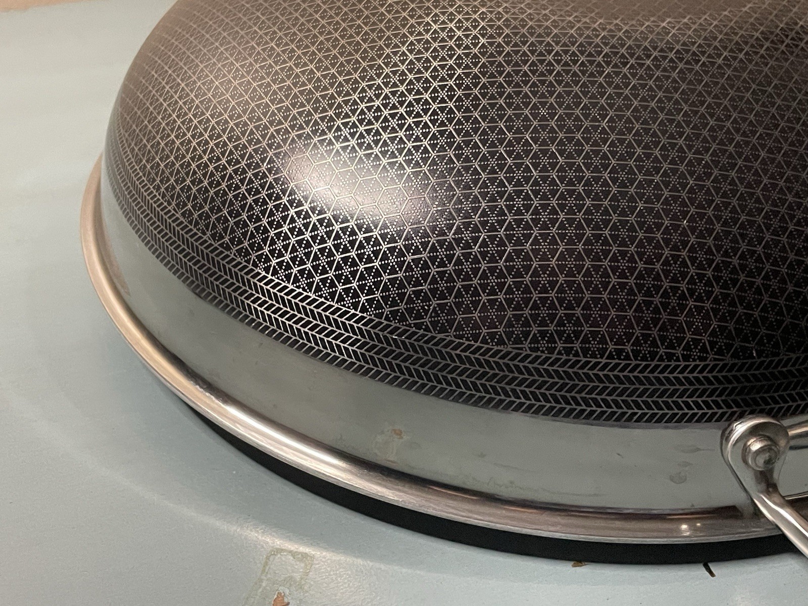 Hexclad 12" Wok Hybrid Stainless Steel Nonstick Pan Used no lid (W26)