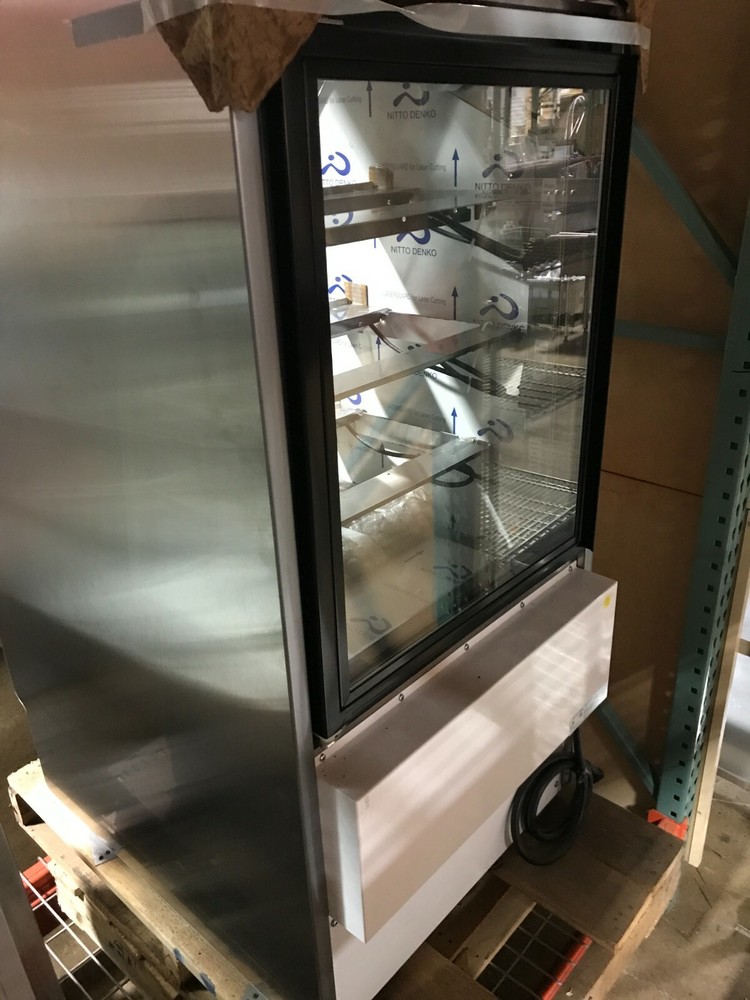 Structural Concepts Harmony HMG2653 Refrigerated Display Case