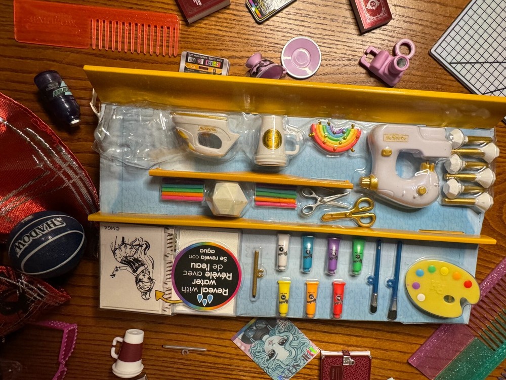 RAINBOW HIGH ACCESORIES PREOWNED!