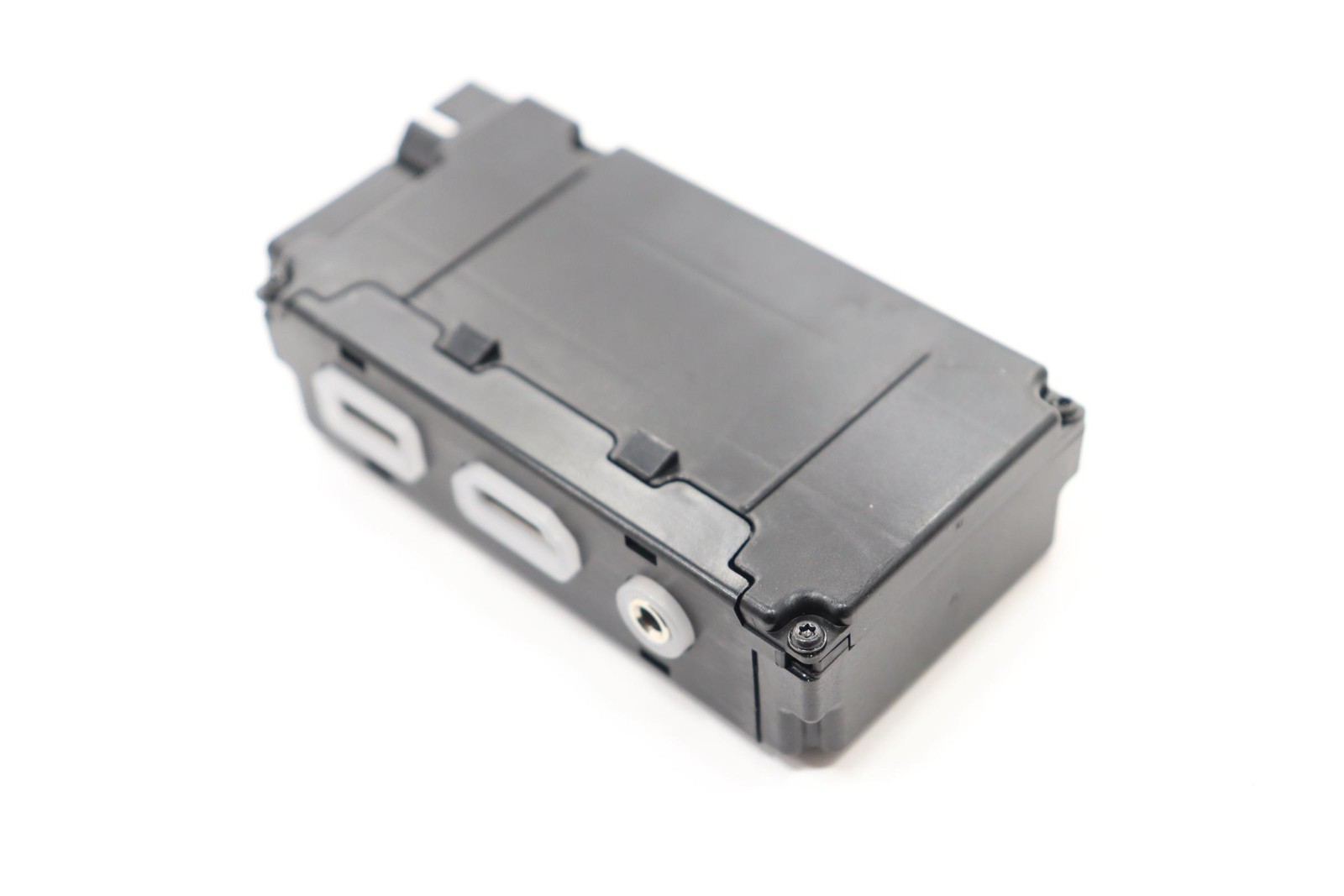 2017 - 2021 CHRYSLER PACIFICA FRONT RIGHT SEAT BACK MEDIA INPUT PORT PANEL OEM