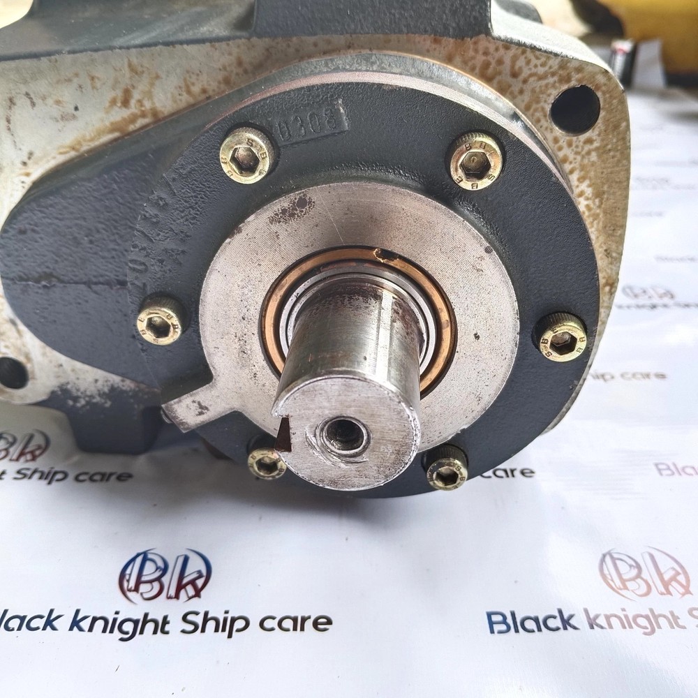 TAMROTOR 04019024 MARINE SCREW COMPRESSOR TYPE E12